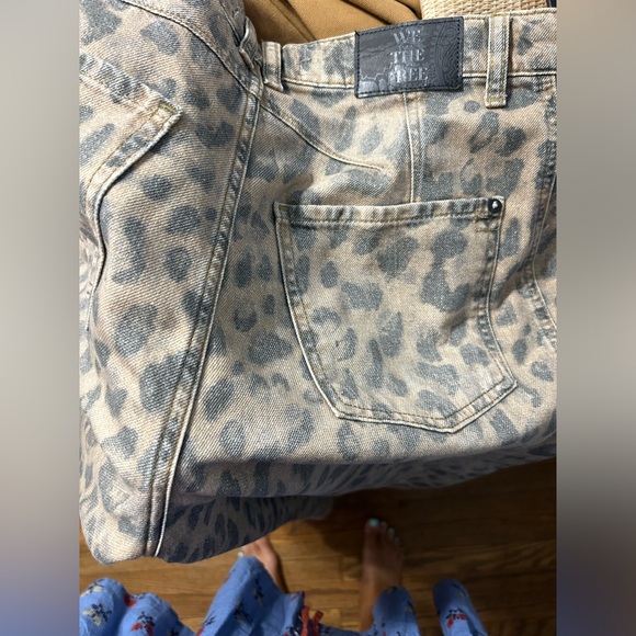 Free people good luck barrel jeans Leopard Print - Picture 5 of 5